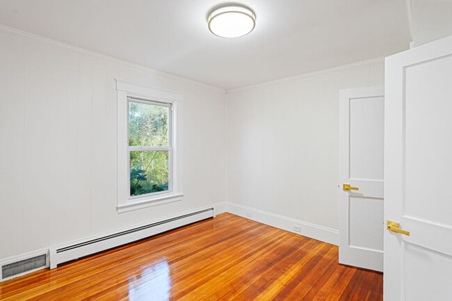 Building Photo - 4BR Home in Hopkinton MA | Rent or Rent-to-Own Option