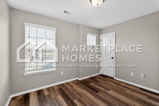 Building Photo - 6803 SW Chalkstone Rd