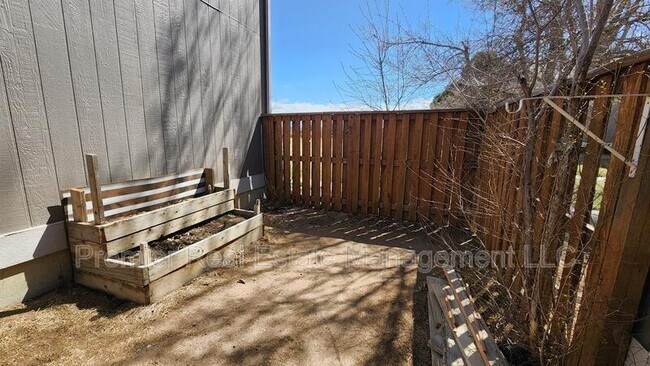 Building Photo - 3762 S Genoa Cir