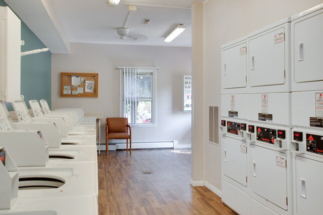 Photo - 1811 Valley Rd