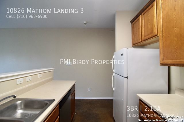 Building Photo - 10826 Mathom Landing