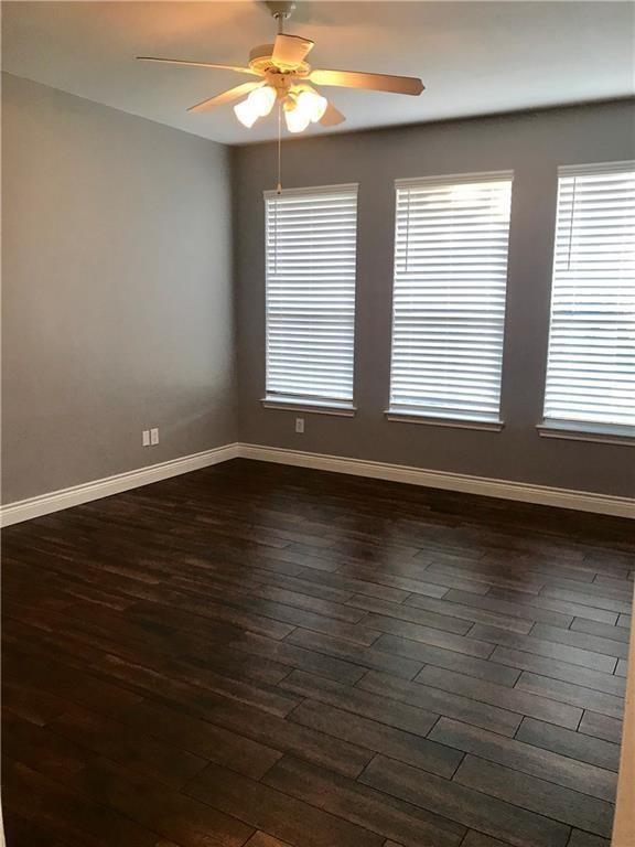 Building Photo - 420 Hanover Ct