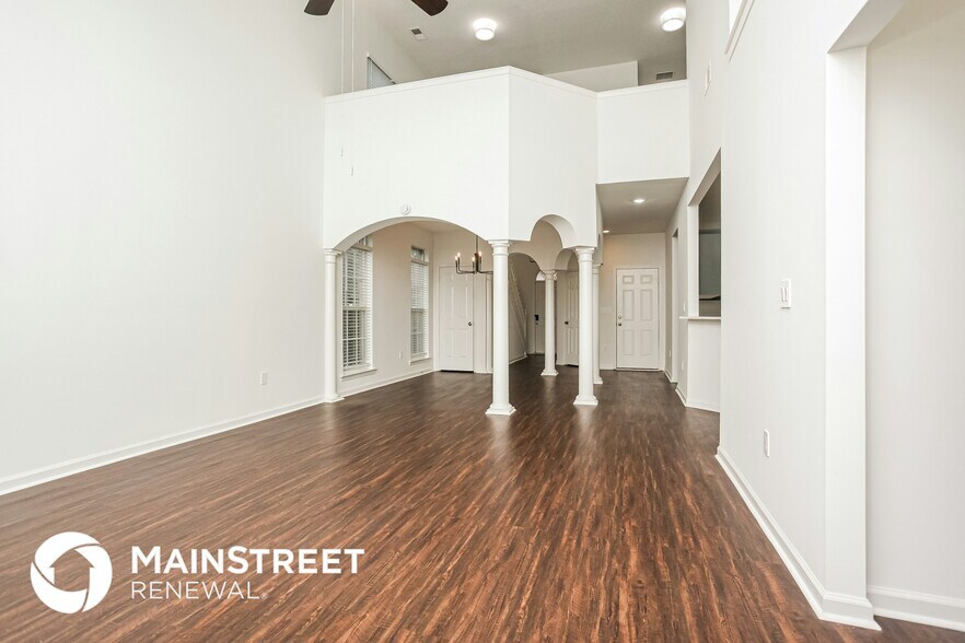 Building Photo - 7122 Queens Crown Ct