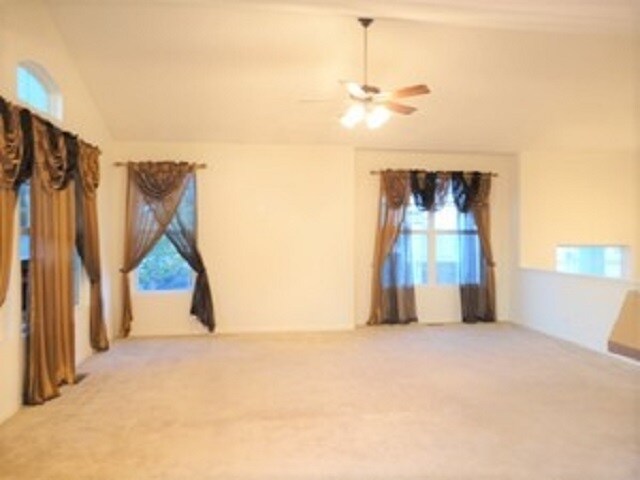 Building Photo - 429 Grosvenor Ln
