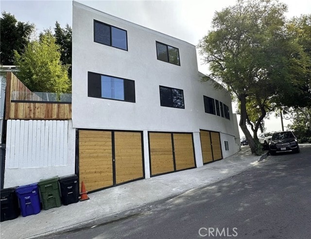 Building Photo - 1428 Elevado St