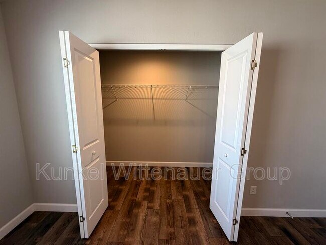 Building Photo - 8401-E ALLIED WAY