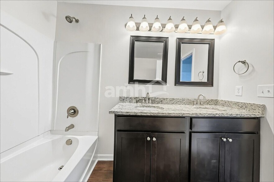 Building Photo - 5646 Shetland Ct