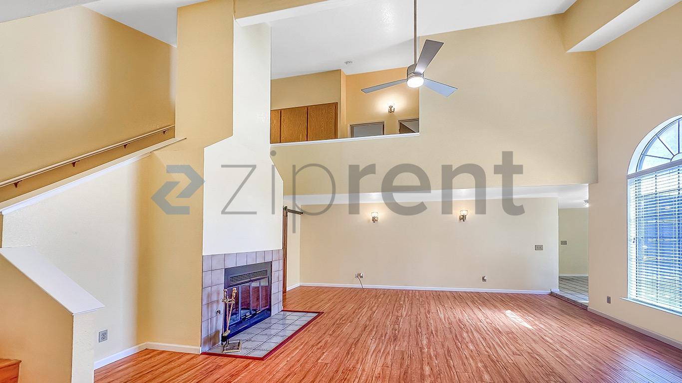 Building Photo - Unit 104