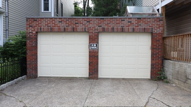 Building Photo - 202 Washington St