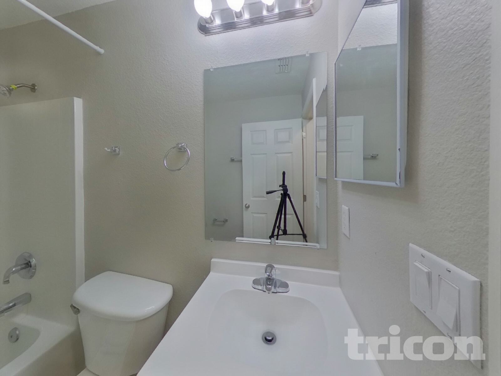 Building Photo - 102 Milton Pl