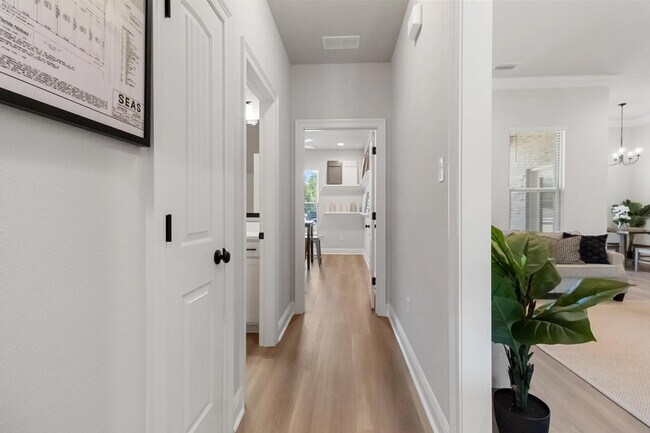 Building Photo - 2703 Louis Cir