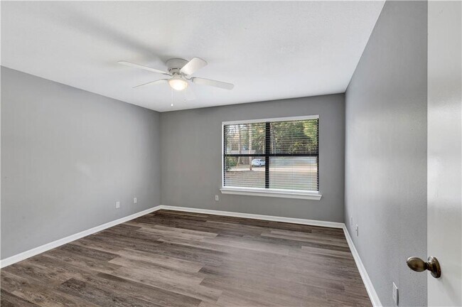 Building Photo - 116 Windsor Ct