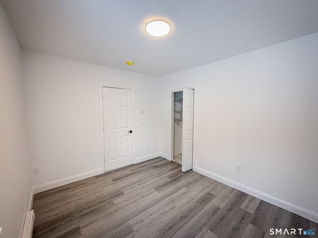 Building Photo - 21 Oven Rock Rd