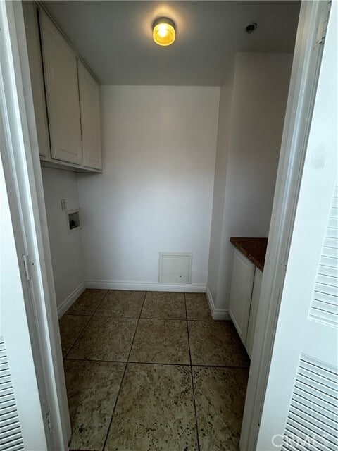 Building Photo - 5241 Colodny Dr