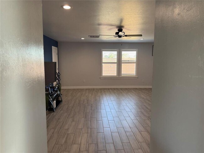 Building Photo - 2599 Marton Oak Blvd