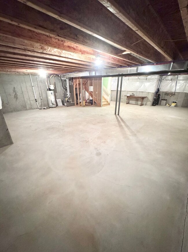 Building Photo - THREE BEDROOM/2.5 BATH TOWNHOME located in PARKLAND School District!