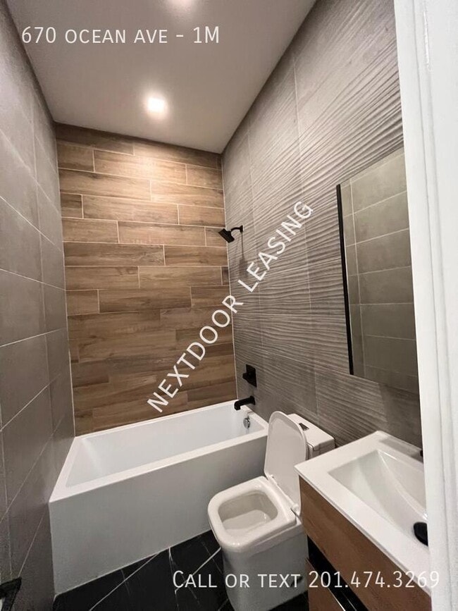 Building Photo - 670 Ocean Ave