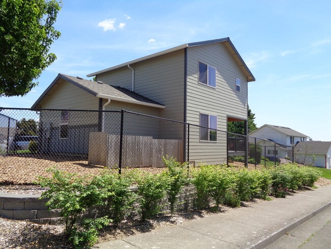 Building Photo - 1364 Northern Heights Loop NE