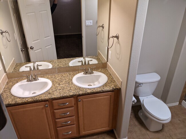 Building Photo - 11000 Calandrias St NW