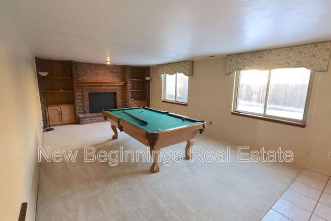 Building Photo - 2125 Sather Dr