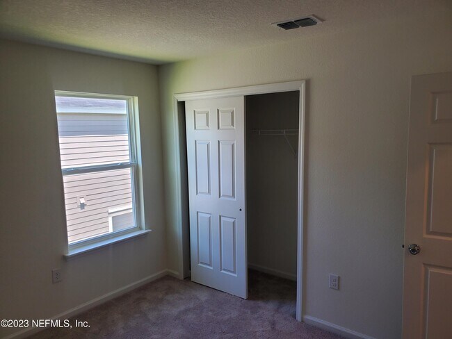 Building Photo - 65 Great Star Ct