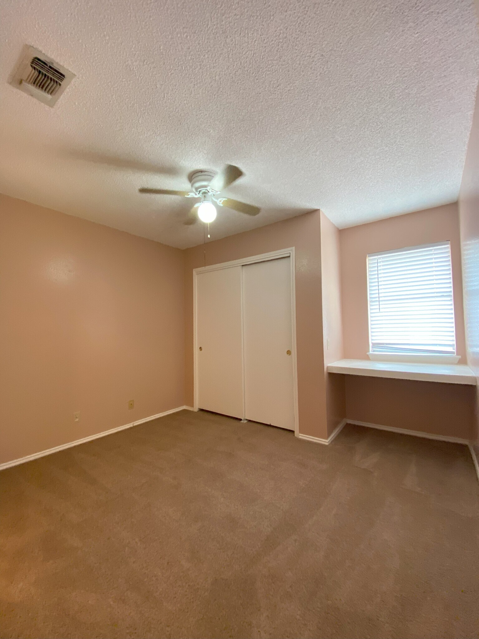 Room 2/closet/desk - 10631 Starcrest Dr