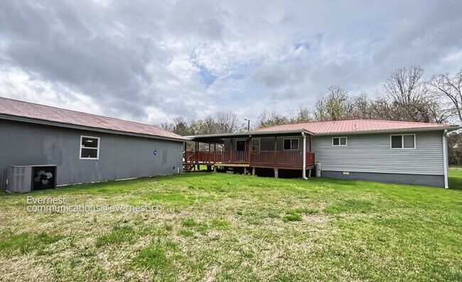 Building Photo - Beautiful 3 Bed and 2 Bath Home in Rossville