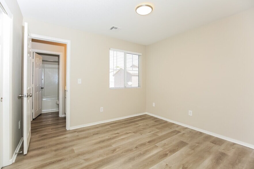 Building Photo - 10617 Bear Lodge Ct
