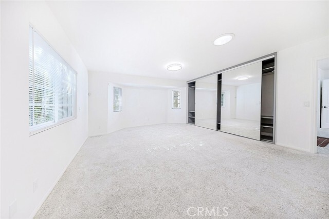 Building Photo - 2255 E Chevy Chase Dr