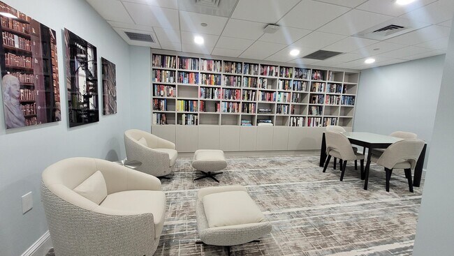 Building Photo - 3700 S Ocean Blvd