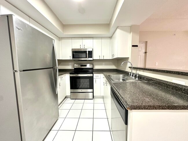 Building Photo - 5560 NW 61st St