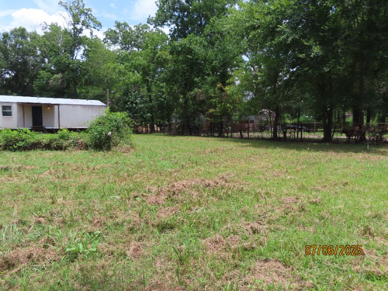 Building Photo - 217 Co Rd 438