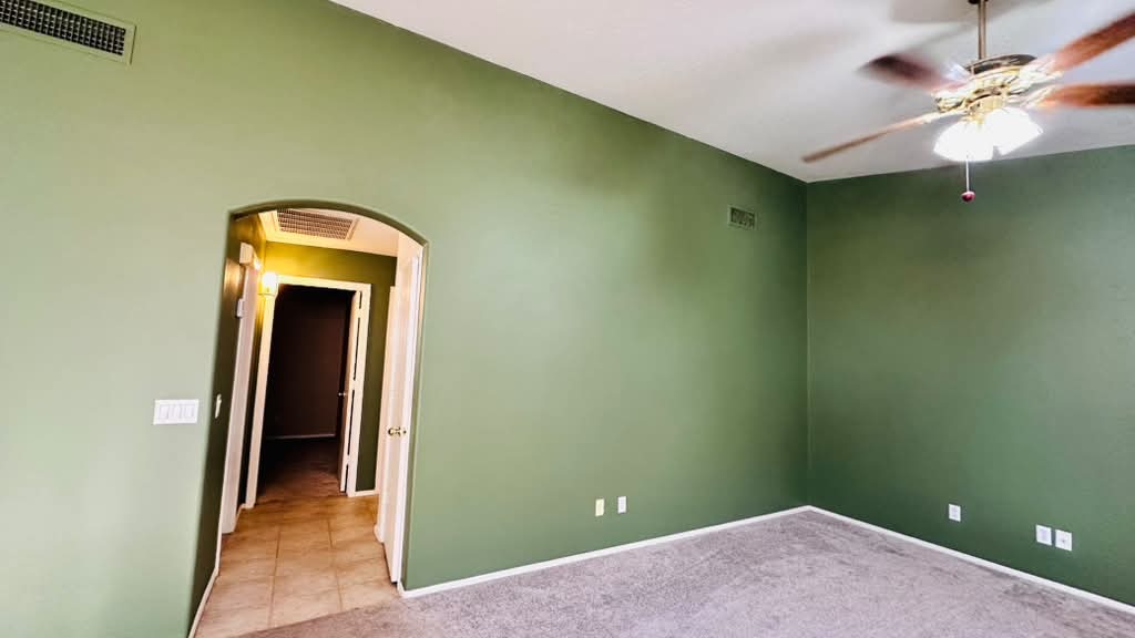 Building Photo - 4826 W Ponderosa Ln