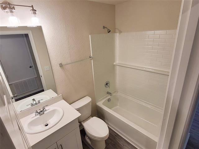 Building Photo - 812 Forestdale Ct