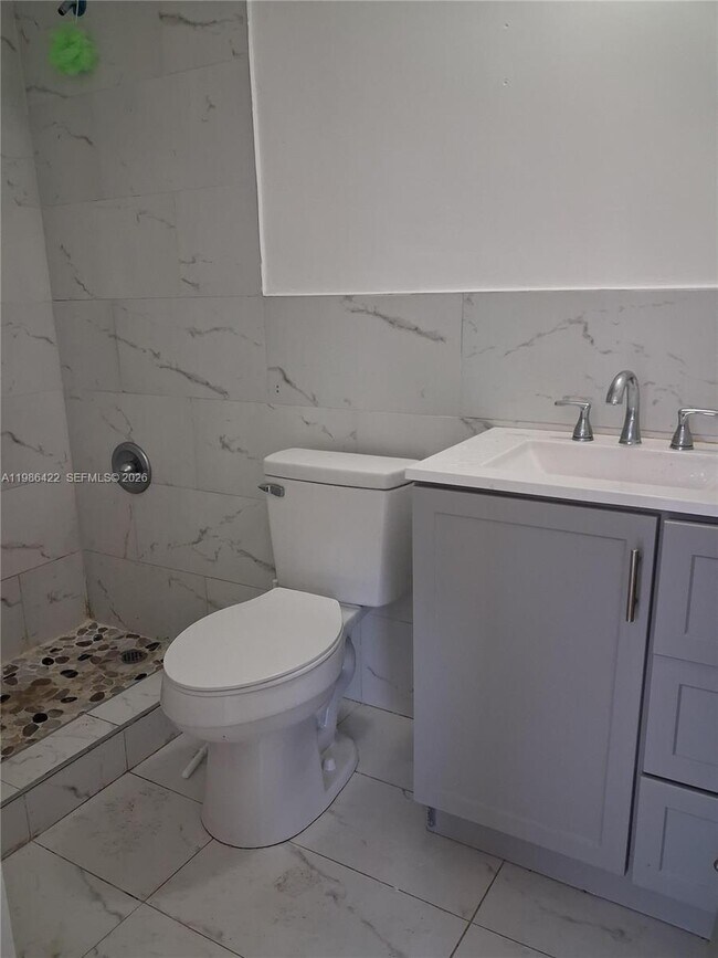 Building Photo - 5796 SW 5th St