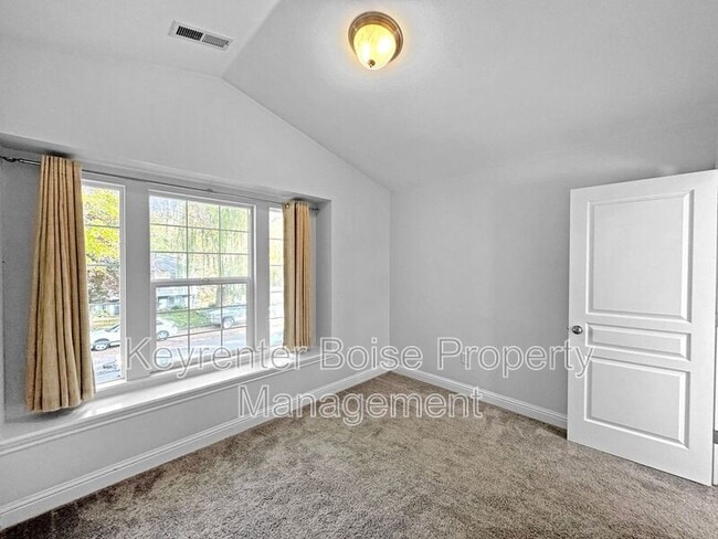 Building Photo - 2109 N 34th St