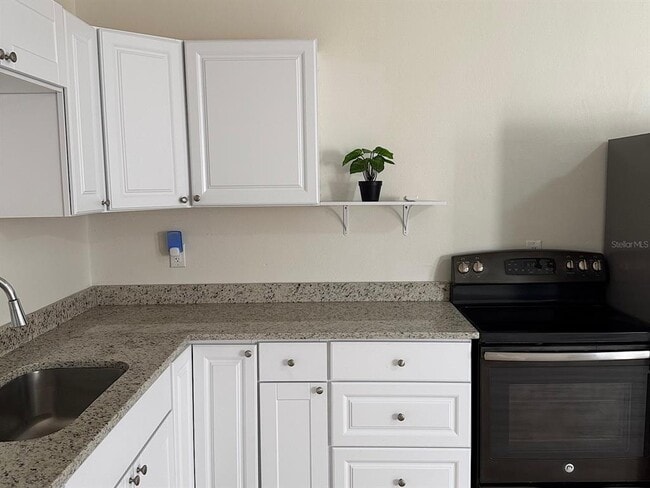 Building Photo - 623 Beckett Way