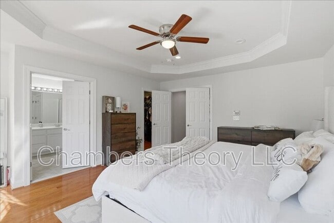 Building Photo - 8407 Chaucer House Ct