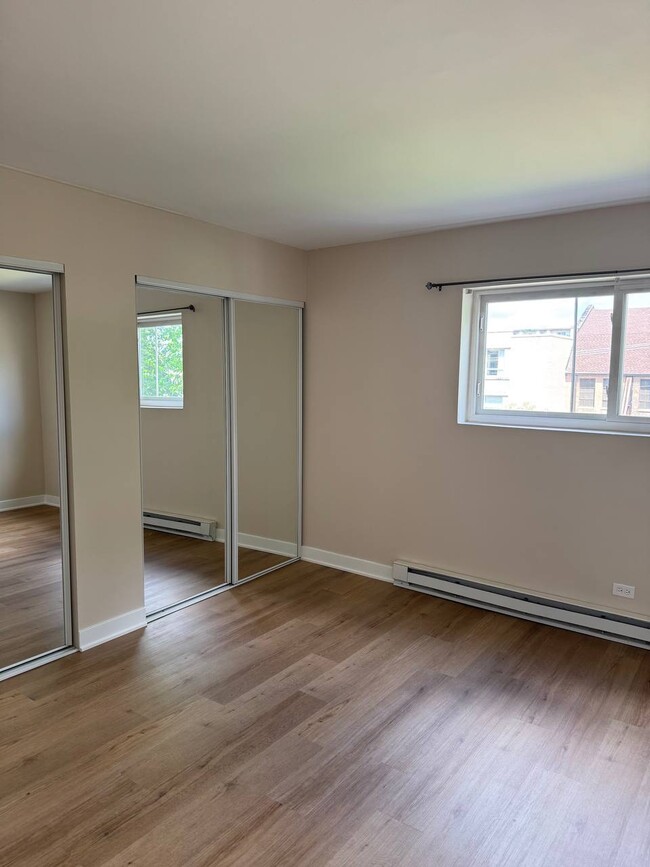 Building Photo - 7428 Washington St