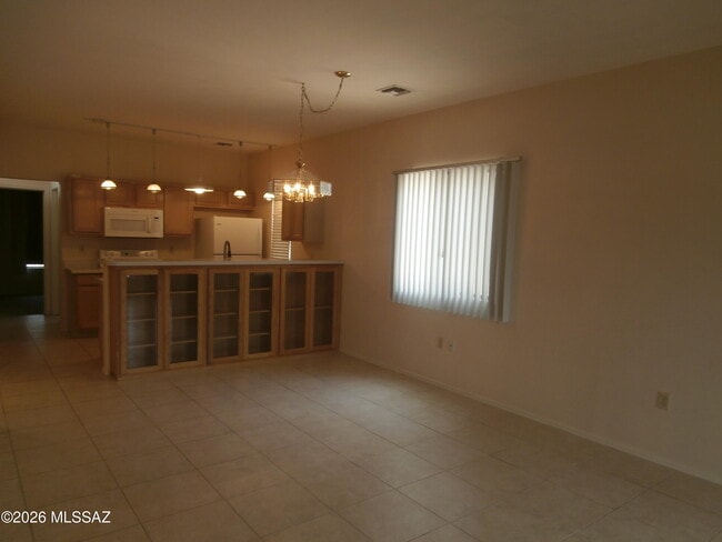 Building Photo - 3773 S Avenida de Encino