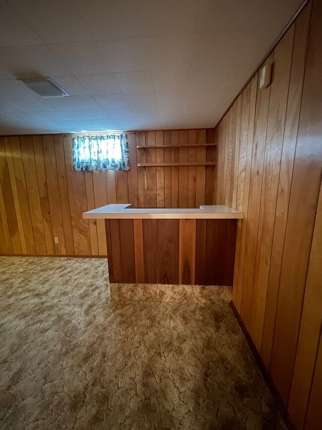 Building Photo - 2310 Fox Dr