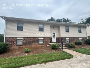 Building Photo - 913 Hampton St