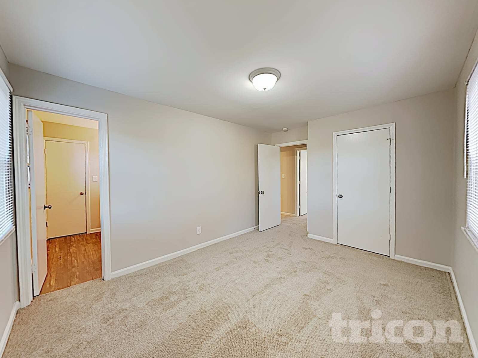 Building Photo - 9421 Spruce Pine Pl