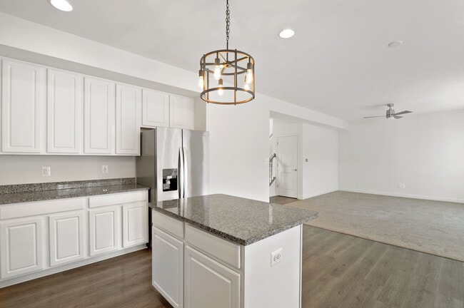 Building Photo - 30 Jeanette Ct