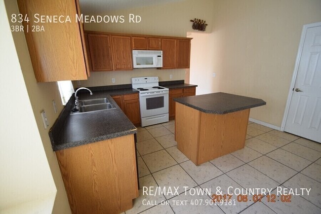 Building Photo - 834 Seneca Meadows Rd