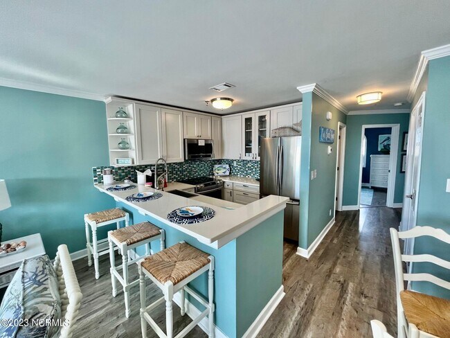 Building Photo - 790 New River Inlet Rd