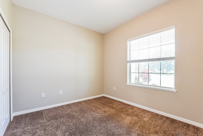 Building Photo - 4831 Petal Pawpaw Ln