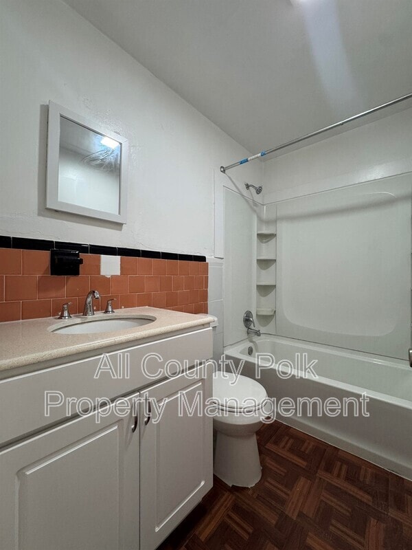 Building Photo - 745 E Valencia St