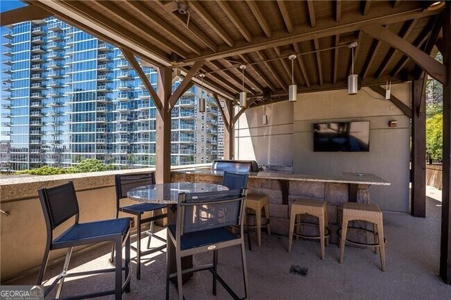 Building Photo - 1080 Peachtree St NE