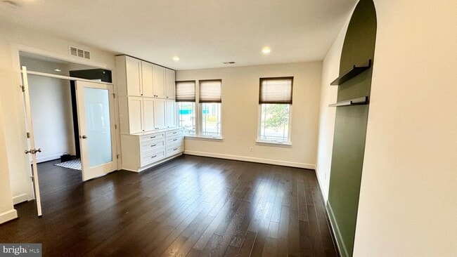 Building Photo - 20265 Oak Bluff Dr